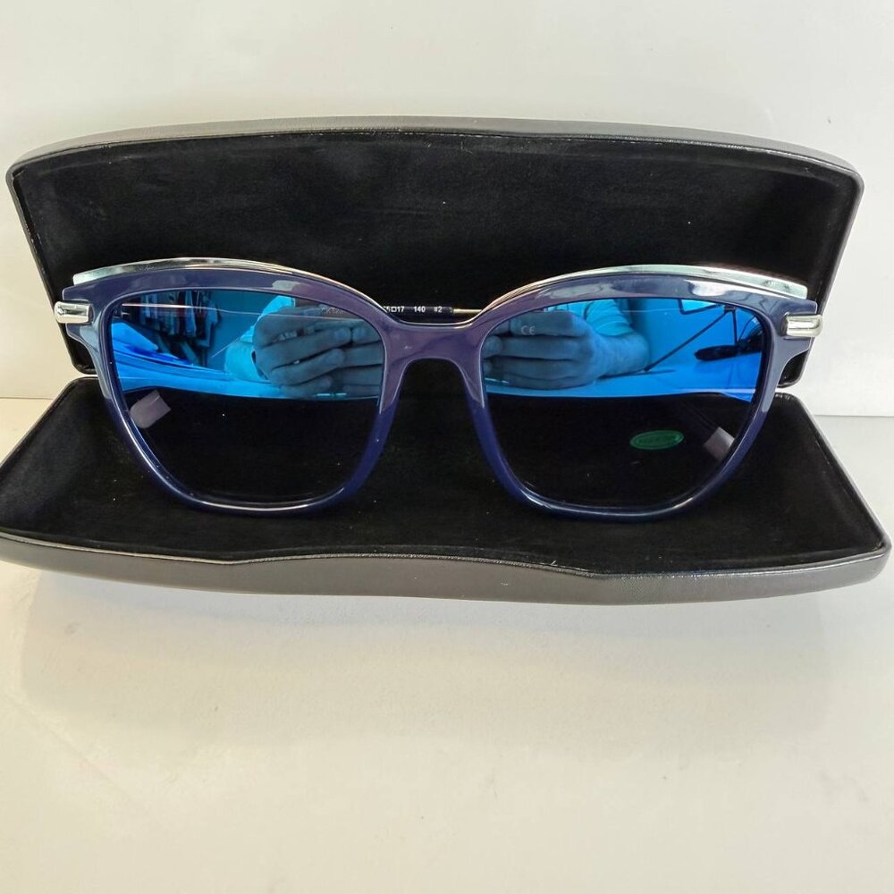 Calvin Klein Sunglasses – Gradient Lenses – Good Condition – Case Included - Picture 2 of 15